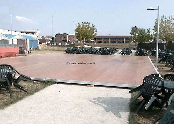 Piste da ballo da esterni per matrimoni